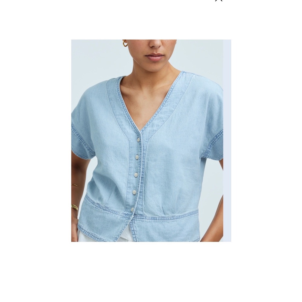 Madewell Light Wash Chambray Button Front Top - Picture 2 of 9